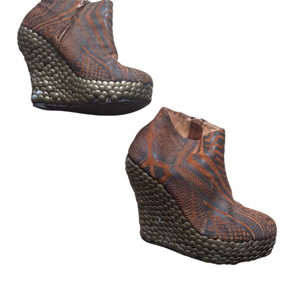 AMAZING VINTAGE JEFFREY CAMPBELL PLATFORMS SIZE 8 - Picture 5 of 5